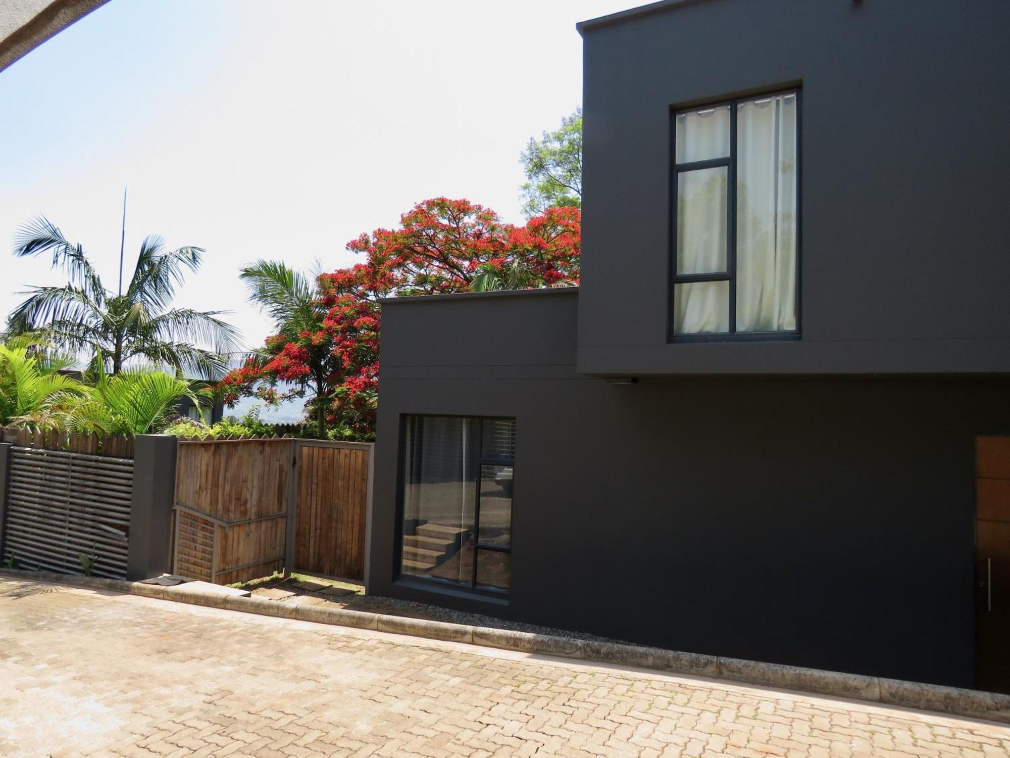 The Executive - Exclusive Self-Catering Apartments - Ezulwini Exterior photo